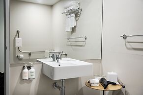 Holiday Inn West Perth by IHG