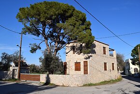 Pyrgos Luxury Country Home