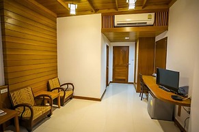 Tree Home Plus Home Stay