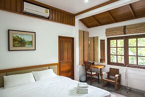 Tree Home Plus Home Stay