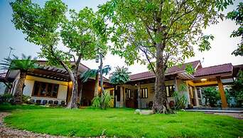 Tree Home Plus Home Stay