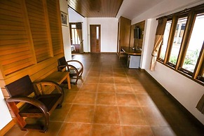 Tree Home Plus Home Stay