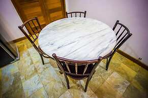 Tree Home Plus Home Stay