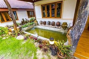 Tree Home Plus Home Stay