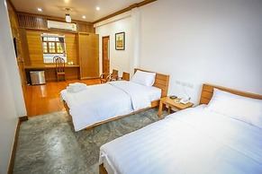 Tree Home Plus Home Stay