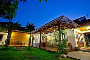 Tree Home Plus Home Stay