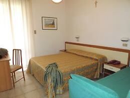 Hotel Thea