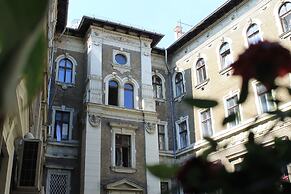 Omega Guesthouse Budapest