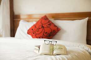 Phong Nha Lake House