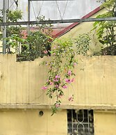 Golden Moon Suite Hotel