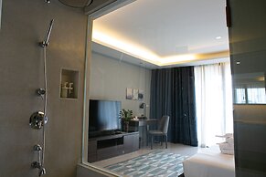 The Silver Palm Wellness Resort