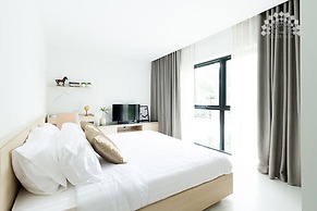 The Silver Palm Wellness Resort