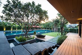 The Silver Palm Wellness Resort