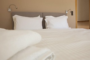 Horizonte Seafront Suites