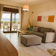 Horizonte Seafront Suites