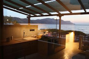 Horizonte Seafront Suites