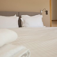 Horizonte Seafront Suites