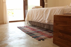 Horizonte Seafront Suites