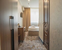 Hotel MILDOM Express