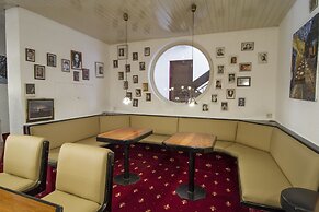 Hotel Maurer