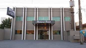 Richard Hotel