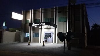 Richard Hotel