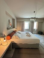 Lotus Center Apartments