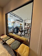 Lotus Center Apartments