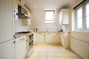 Berkshire Rooms-Bracknell