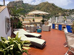 Casa Aricò & Shatulle Suites