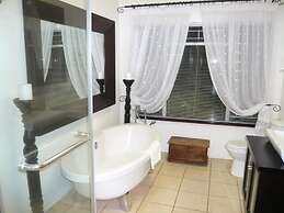 Dusk to Dawn Guesthouse