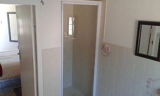 Oom Piet Self Catering Accomodation