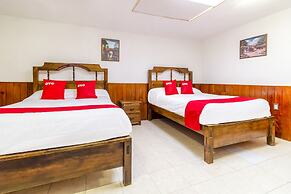 OYO Hotel Las Nubes,Mercado de Dulces y Artesanías Ámbar