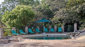 Big Cave Camp - Lodge On The Rocks