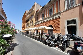 Bellezza al Colosseo B&B and Apartments