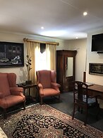 The Crown Guesthouse