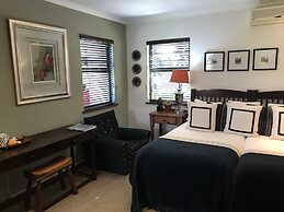 The Crown Guesthouse