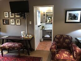 The Crown Guesthouse