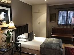 The Crown Guesthouse