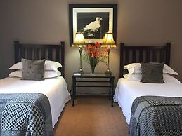 The Crown Guesthouse