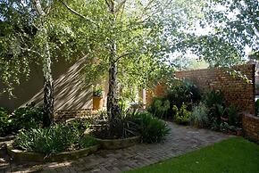 The Crown Guesthouse