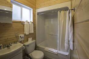 Northern Rockies Lodge