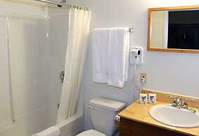 Northern Rockies Lodge