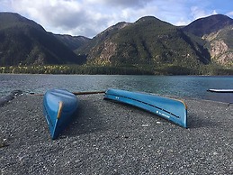 Northern Rockies Lodge