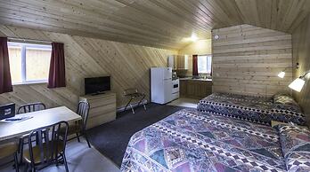 Northern Rockies Lodge