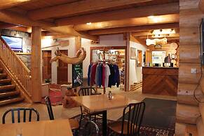 Northern Rockies Lodge