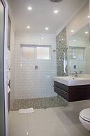 Sea Breeze Guesthouse