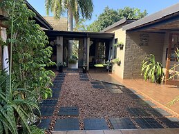 Ama Zulu Guesthouse and Safaris