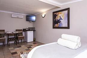 Ama Zulu Guesthouse and Safaris