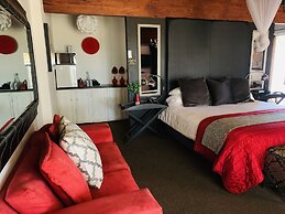 Ama Zulu Guesthouse and Safaris